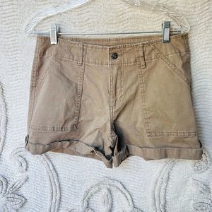 Magellan Khaki Shorts Size 6 - Great Condition!